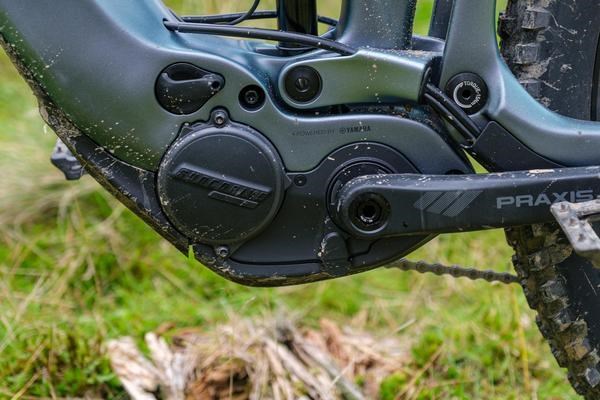 Yamaha PW-XM on giant trance bike